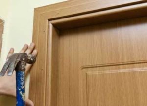 Наличники на двери - установка своими руками